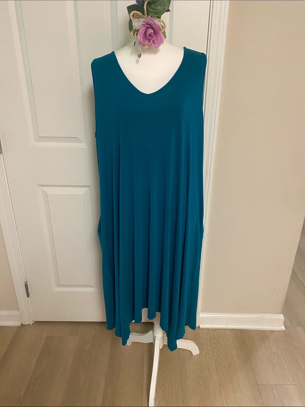 Terra & Sky Teal V-Neck Midi Dress